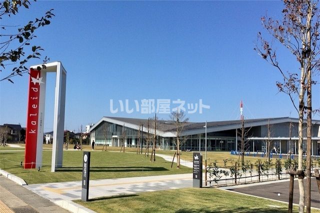 【野々市市若松町のアパートの図書館】