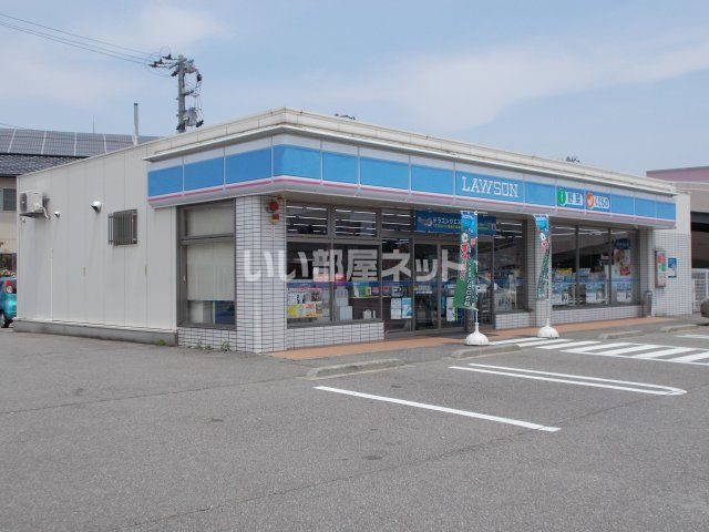 【野々市市若松町のアパートのコンビニ】