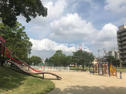 【パルティール金山の公園】