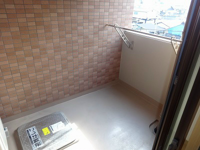 【松本市本庄のマンションのバルコニー】