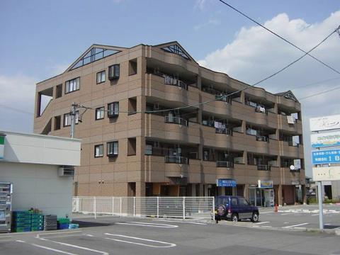 【ハイム中川IIIの建物外観】