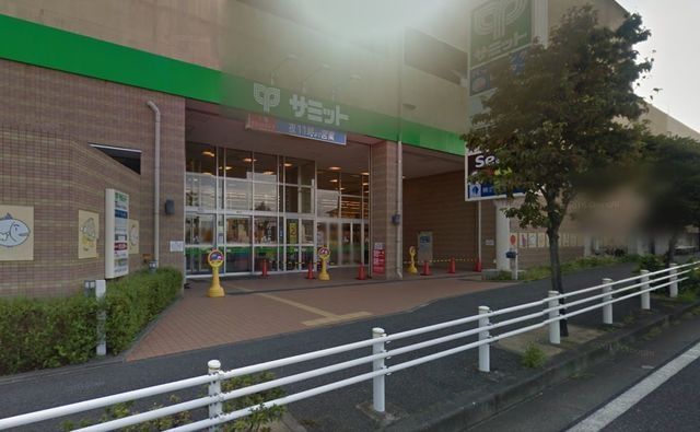 【横浜市戸塚区下倉田町のマンションのスーパー】