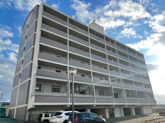 古賀市中央のマンションの建物外観