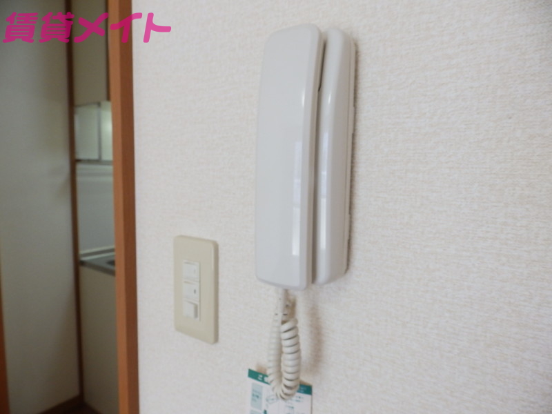 セキュリティ　同型参考写真です。