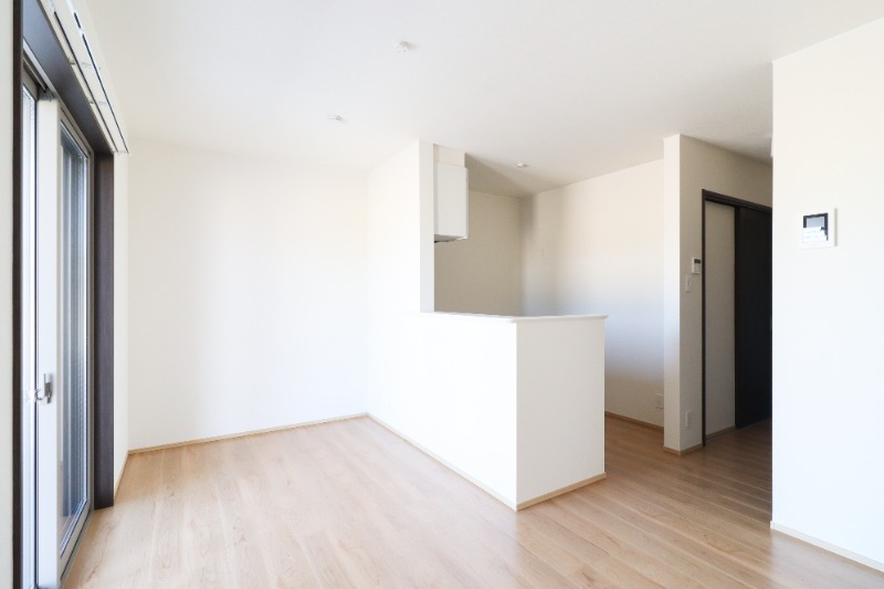 居室・リビング　図面と現状に相違がある場合には現状を優先