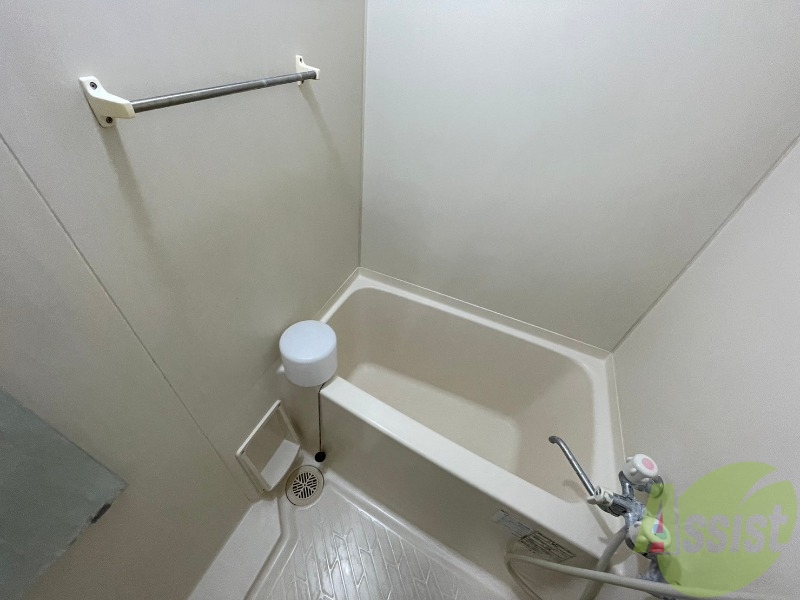 バス・シャワールーム　お風呂です。ゆっくりお風呂につかるのも体に良いですね～