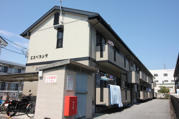 建物外観　南向き２階建て