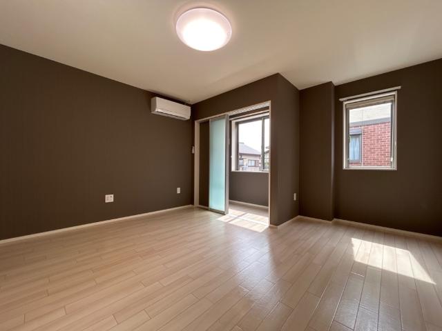 居室・リビング　洋室