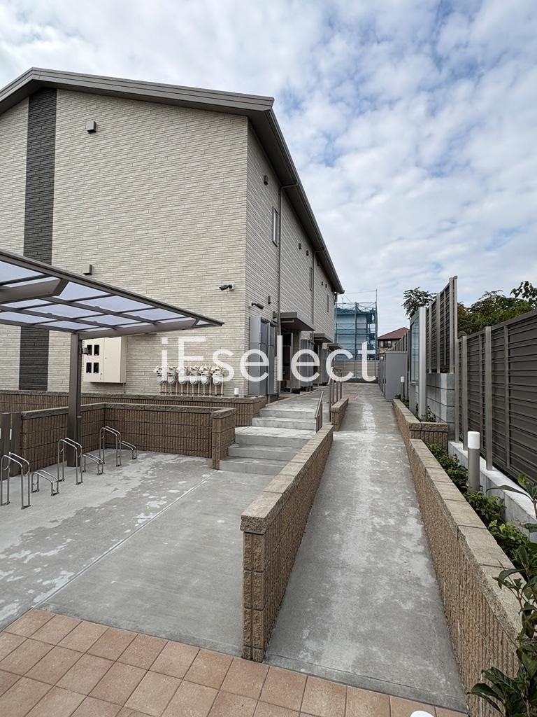 エントランス　お部屋へはこちらから