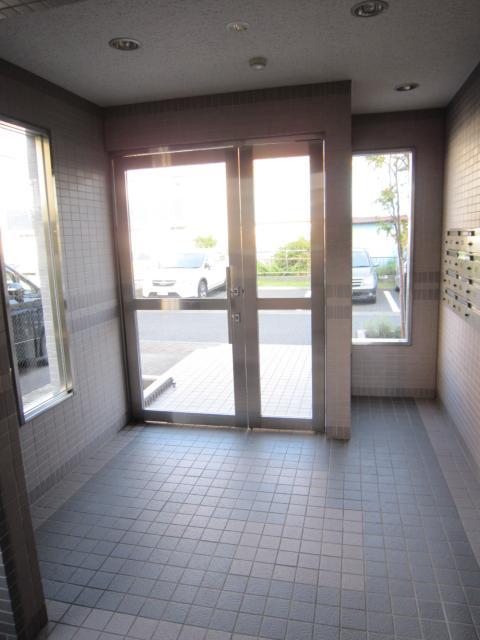 エントランス　広々なエントランス