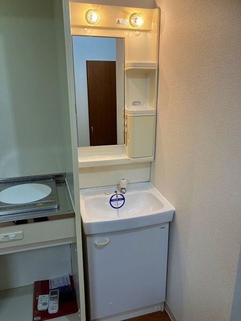 洗面設備　同仕様