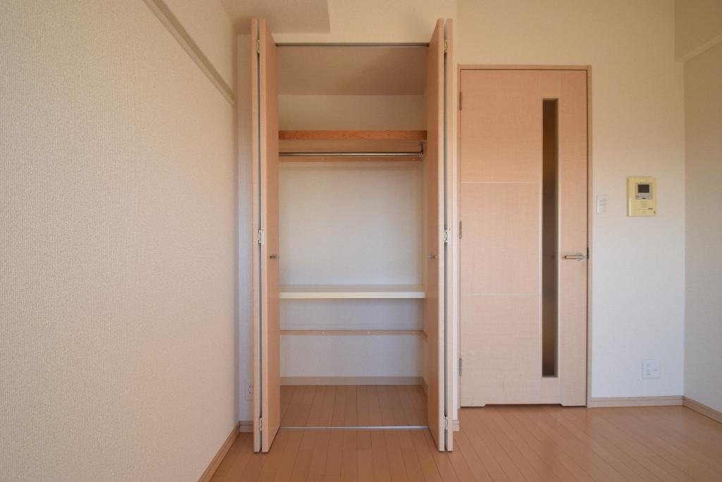 収納　クローゼット