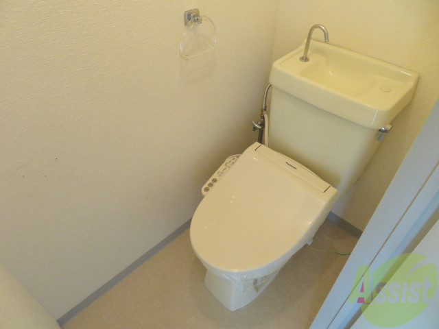 トイレ　トイレは、十分なスペースがありますねー。