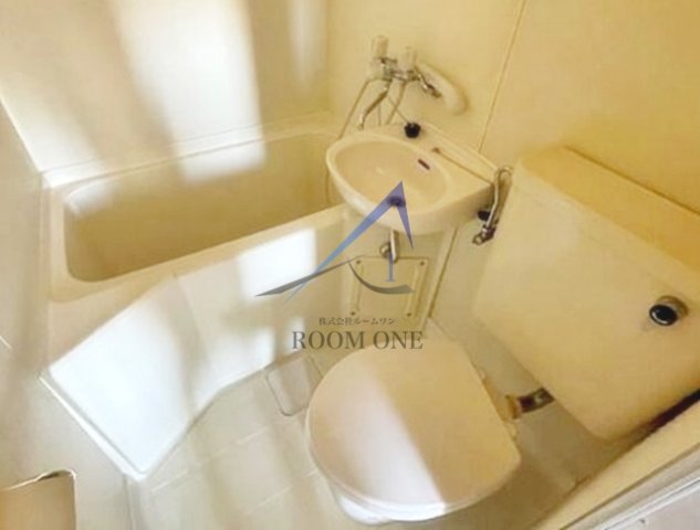 バス・シャワールーム　お風呂です。