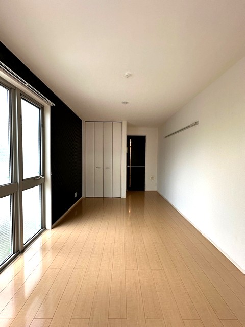 その他部屋・スペース　※参考写真※洋室8.2帖☆クローゼットがあります♪お洋服がス