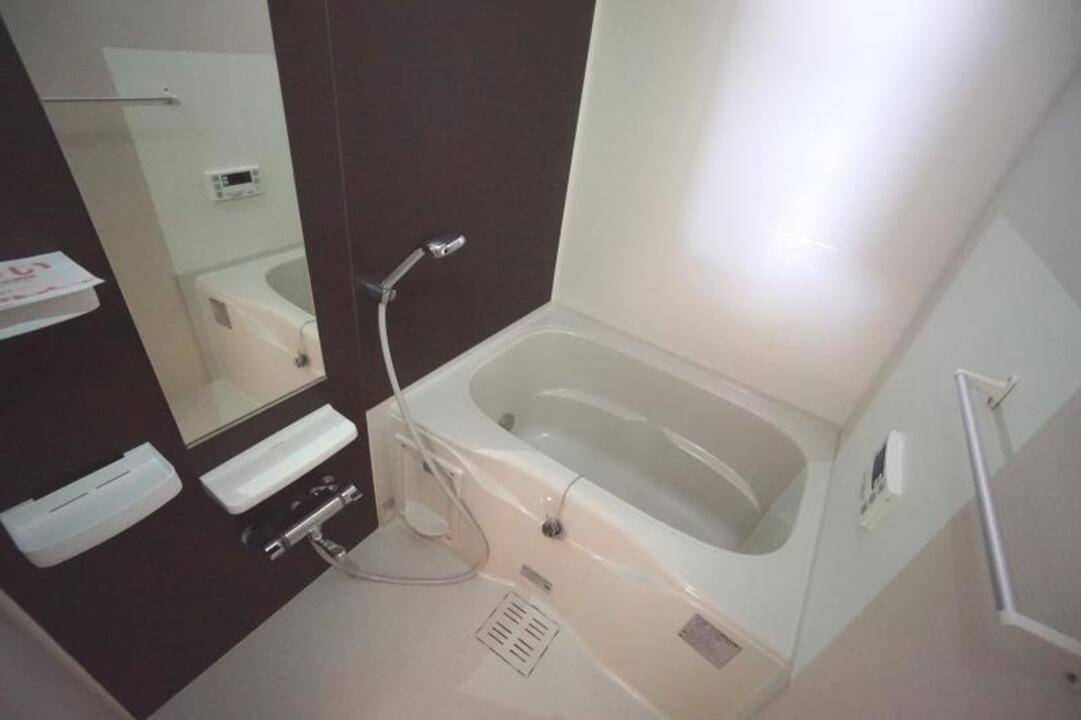 バス・シャワールーム　浴室