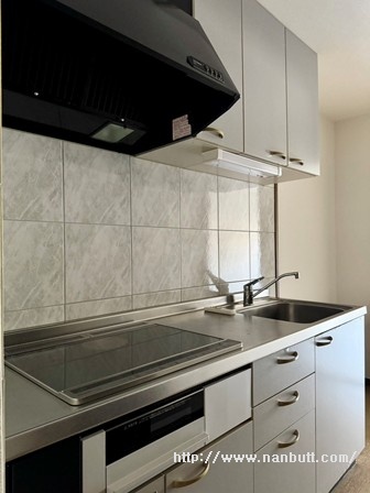 キッチン　３口IHコンロの広いキッチン☆