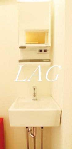 洗面設備　独立洗面台です。