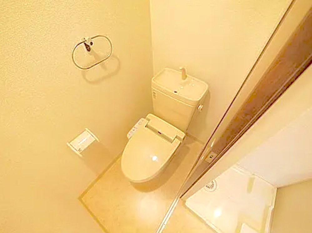 トイレ　トイレ