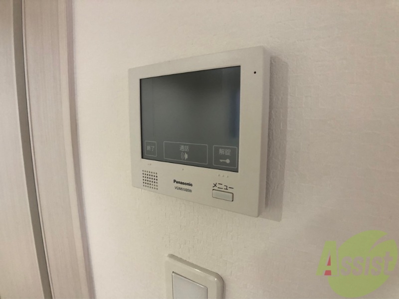 セキュリティ　ＴＶモニター付インターホンです。来客者の顔が見えるので安心！