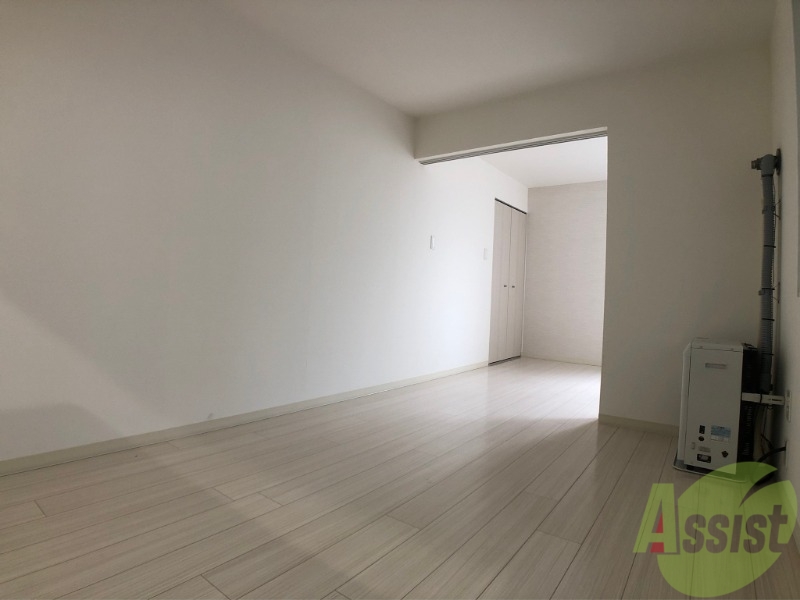 居室・リビング　広くてキレイなお部屋が広がっていて、充実した生活が送れそう。