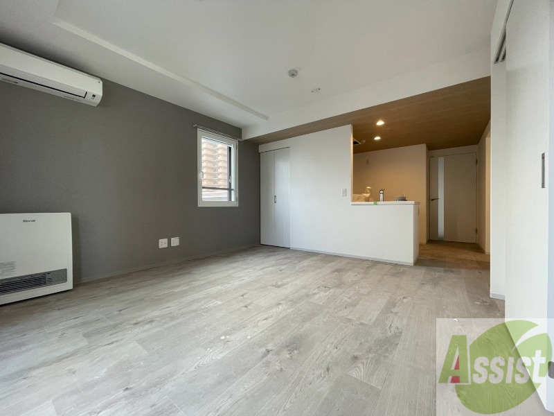 居室・リビング　広くてきれいなリビングです！快適に過ごせそうですね。