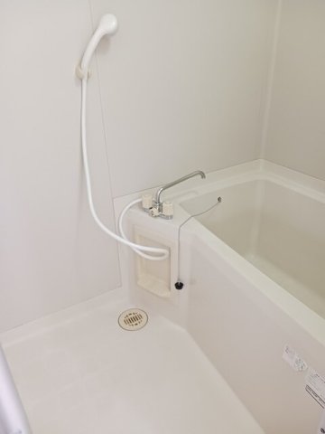 バス・シャワールーム　お風呂で日々の疲れを落としましょう