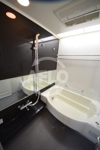 バス・シャワールーム　シャリエなんばファースト　ミストサウナ、追い炊き付きバスルー