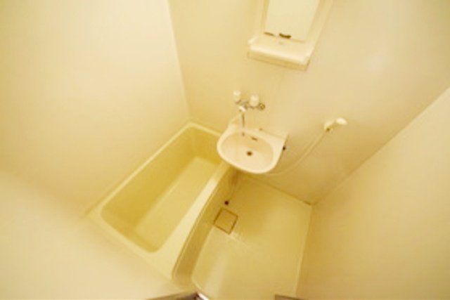 バス・シャワールーム　★清潔感のあるお風呂★