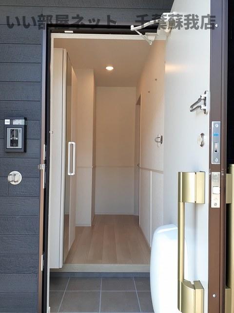 その他　きれいな玄関です