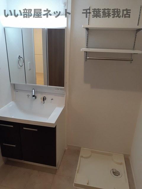 洗面設備　広い洗面スペース