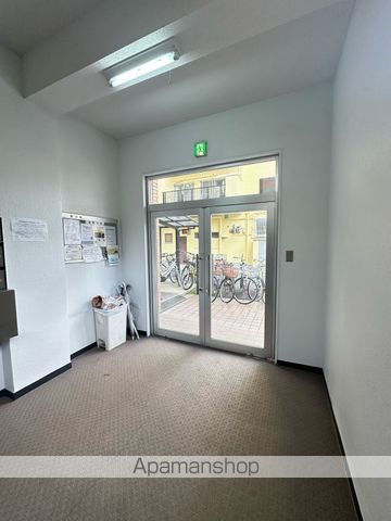 ロビー　ロビー