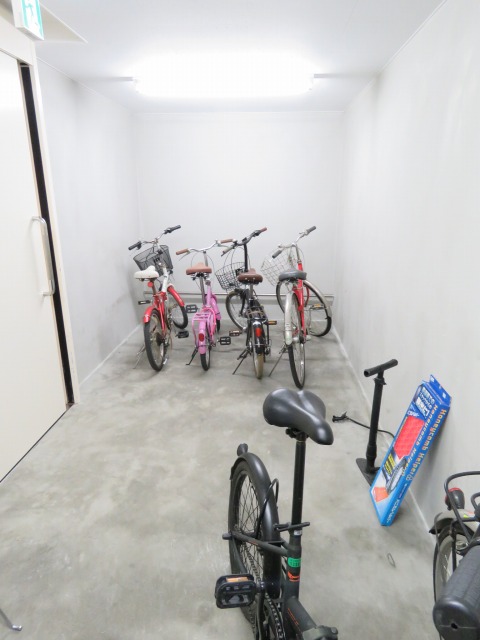 その他共有部分　☆屋内駐輪場☆