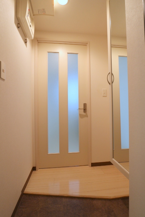 玄関　☆ゆとりのある玄関です☆