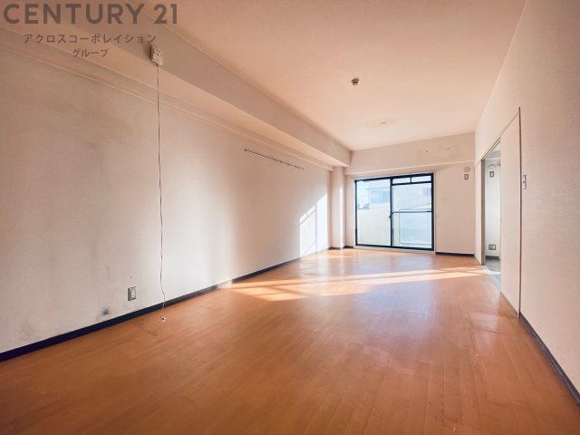 居室・リビング　南向きで陽当り良好♪