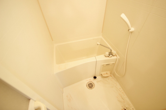 バス・シャワールーム　※別号室の写真です