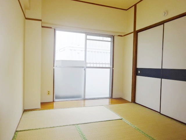 居室・リビング　※写真は同タイプの別室のものです。