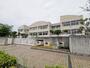 中学校　富田林市立明治池中学校（中学校）まで415m