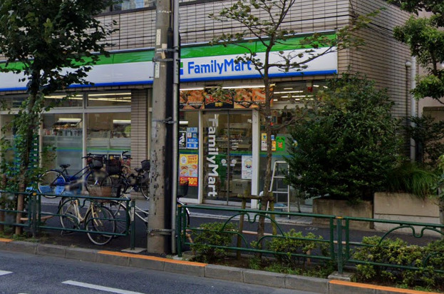 コンビニ　ファミリーマート 上池袋店（コンビニ）まで237m
