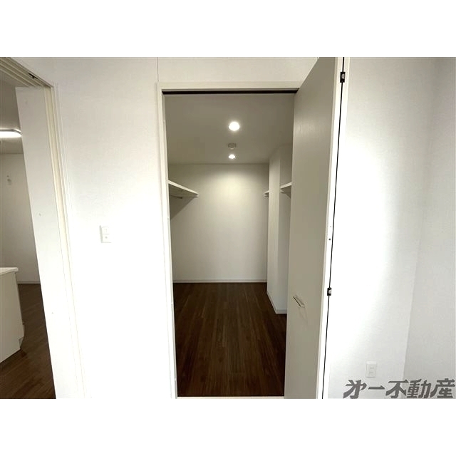 収納　ウォークインクローゼット