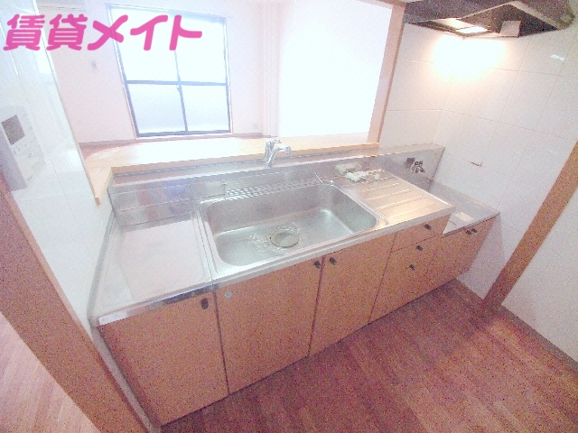 キッチン　同型参考写真