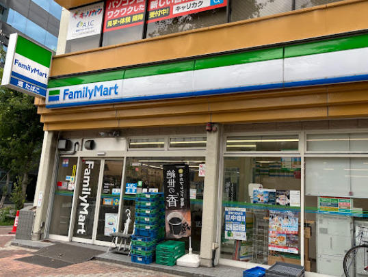 コンビニ　ファミリーマート 白川店（コンビニ）まで154m