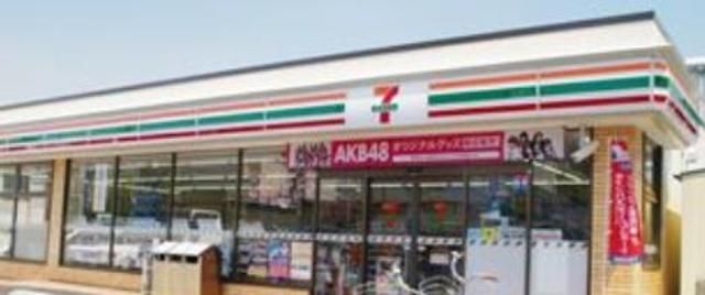 コンビニ　セブンイレブン中央区入船3丁目店（コンビニ）まで660m