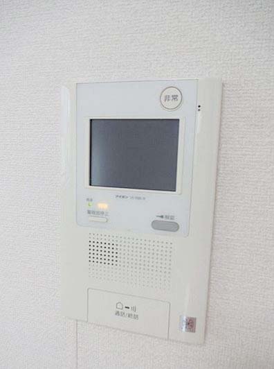 セキュリティ　★モニター付きインターホンで来客時も安心★