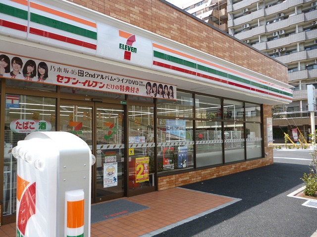 コンビニ　セブンイレブン（コンビニ）まで60m
