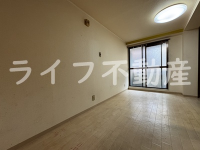 居室・リビング　ゆったりとした居間です