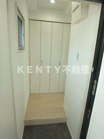 玄関　落ち着いた玄関です