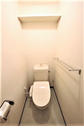 ホープ松屋町住吉のトイレ写真