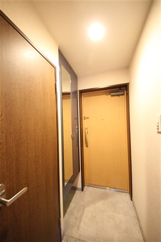 ホープ松屋町住吉の玄関写真