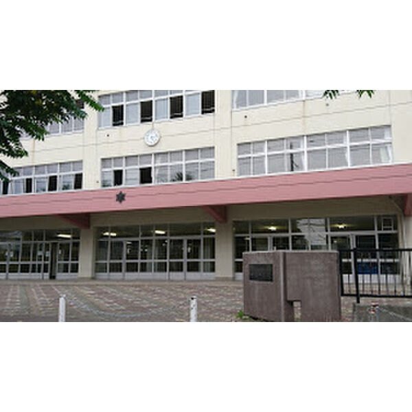 中学校　札幌市立明園中学校（中学校）まで669m
